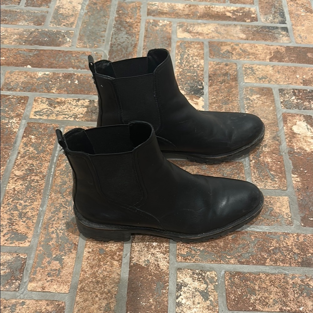 Sam Edelman Black Leather Chelsea Boots